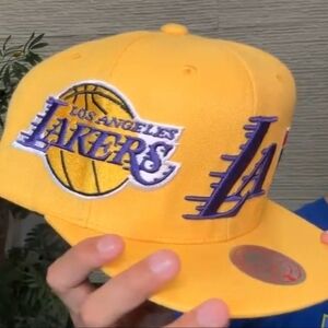 Mitchell & Ness Yellow Los Angeles Lakers Hat